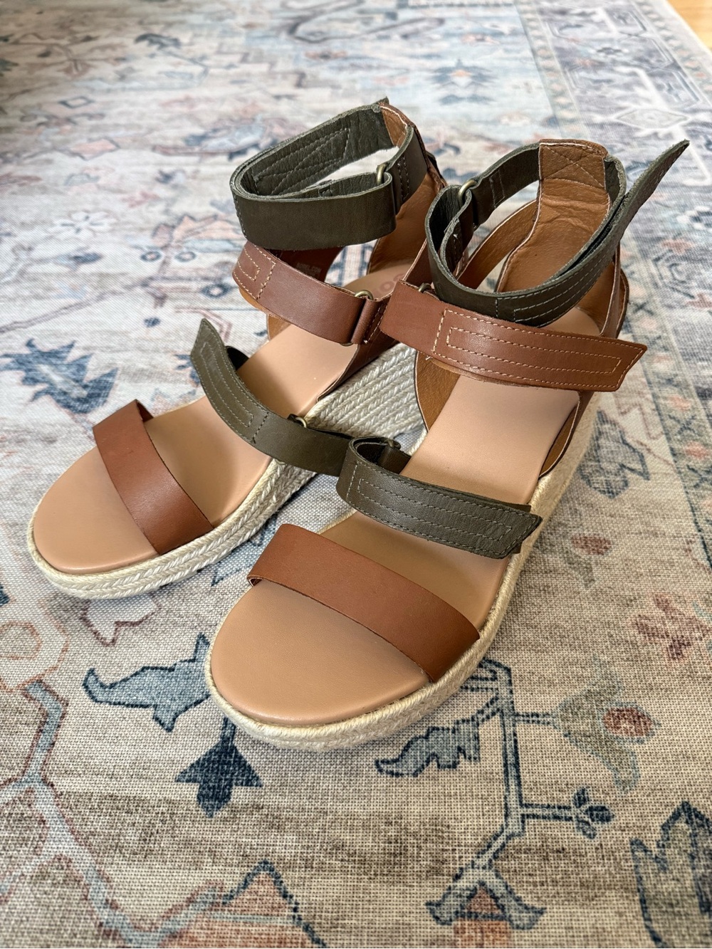 Sorel Cameron Wedge Sandals Size 10